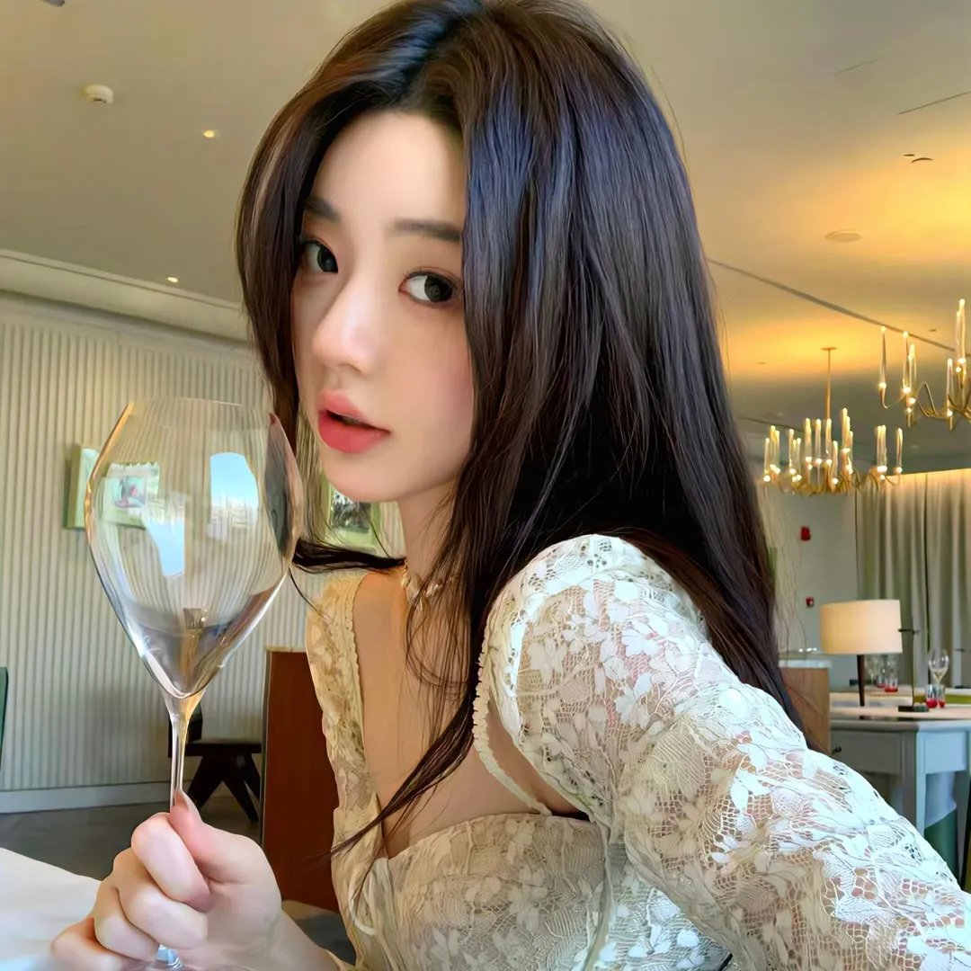 东德蕾丝的爱欲